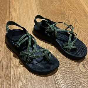 Chaco sandals - W8